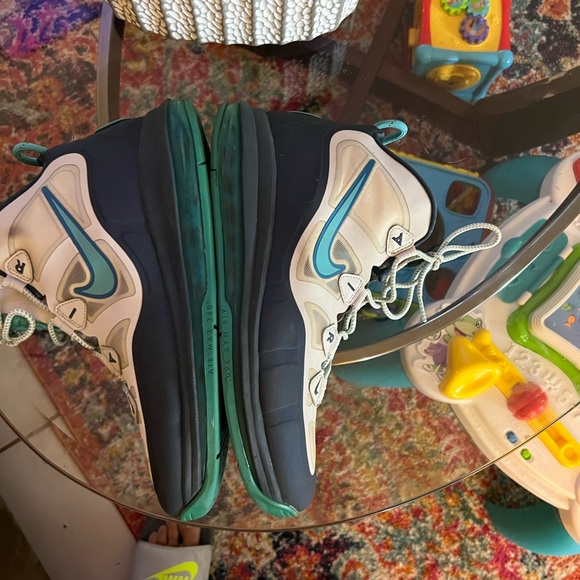 2012 Nike Air Max Uptempo Fuse 360 Turquoise Blue Size 9 1/2…..great condition! - Picture 8 of 8